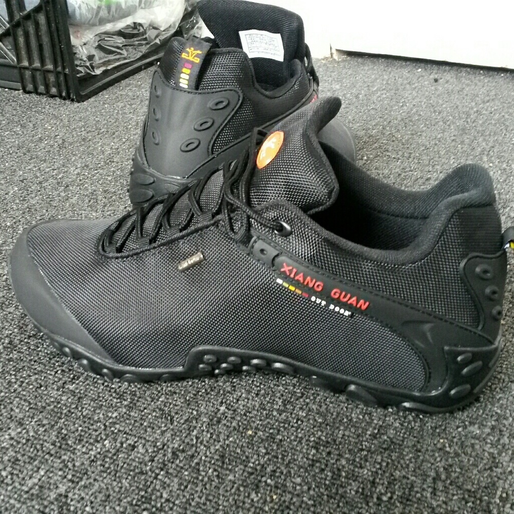 Black Unisex Hiking Shoe's